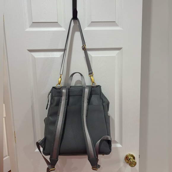 Freshly Picked Leather Diaper bag - Picture 4 of 13